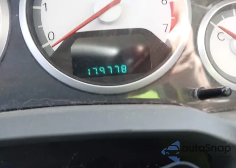 2010 Dodge Grand Caravan Sxt from USA, damaged, VIN 2D4RN5DX8AR124993